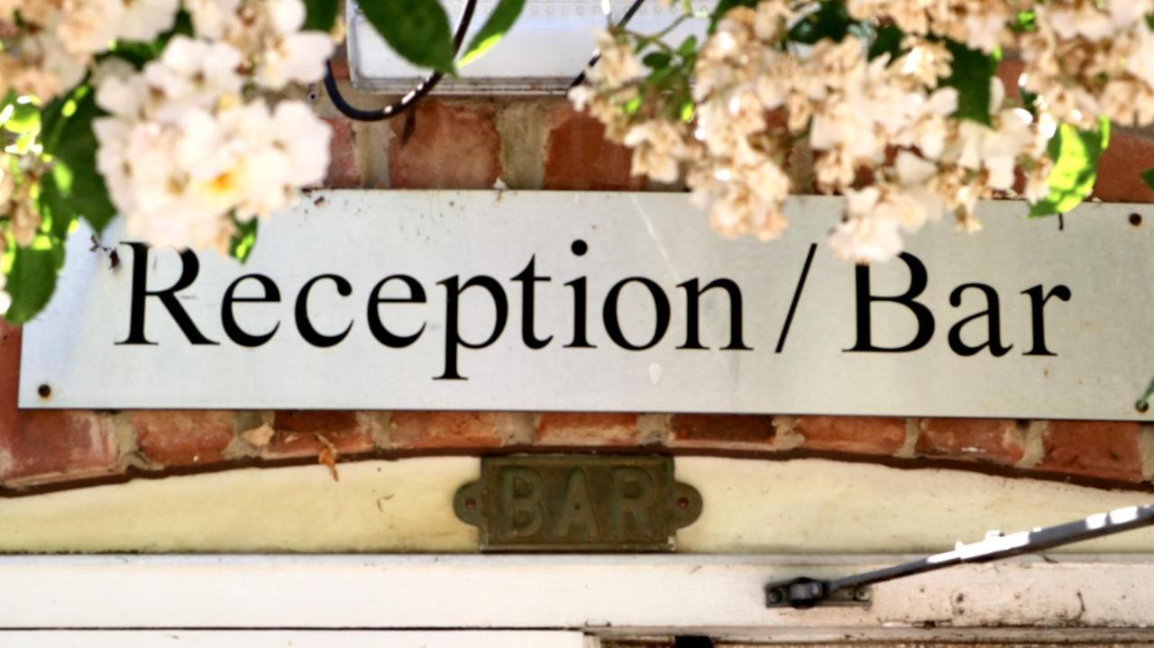 The Cottage Hotel Bradmore  Εξωτερικό φωτογραφία